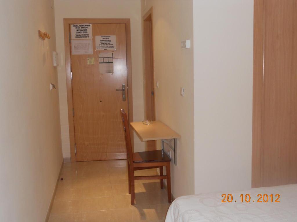 Hostal Restaurante Hermanos Zamora Palma del Río Chambre photo
